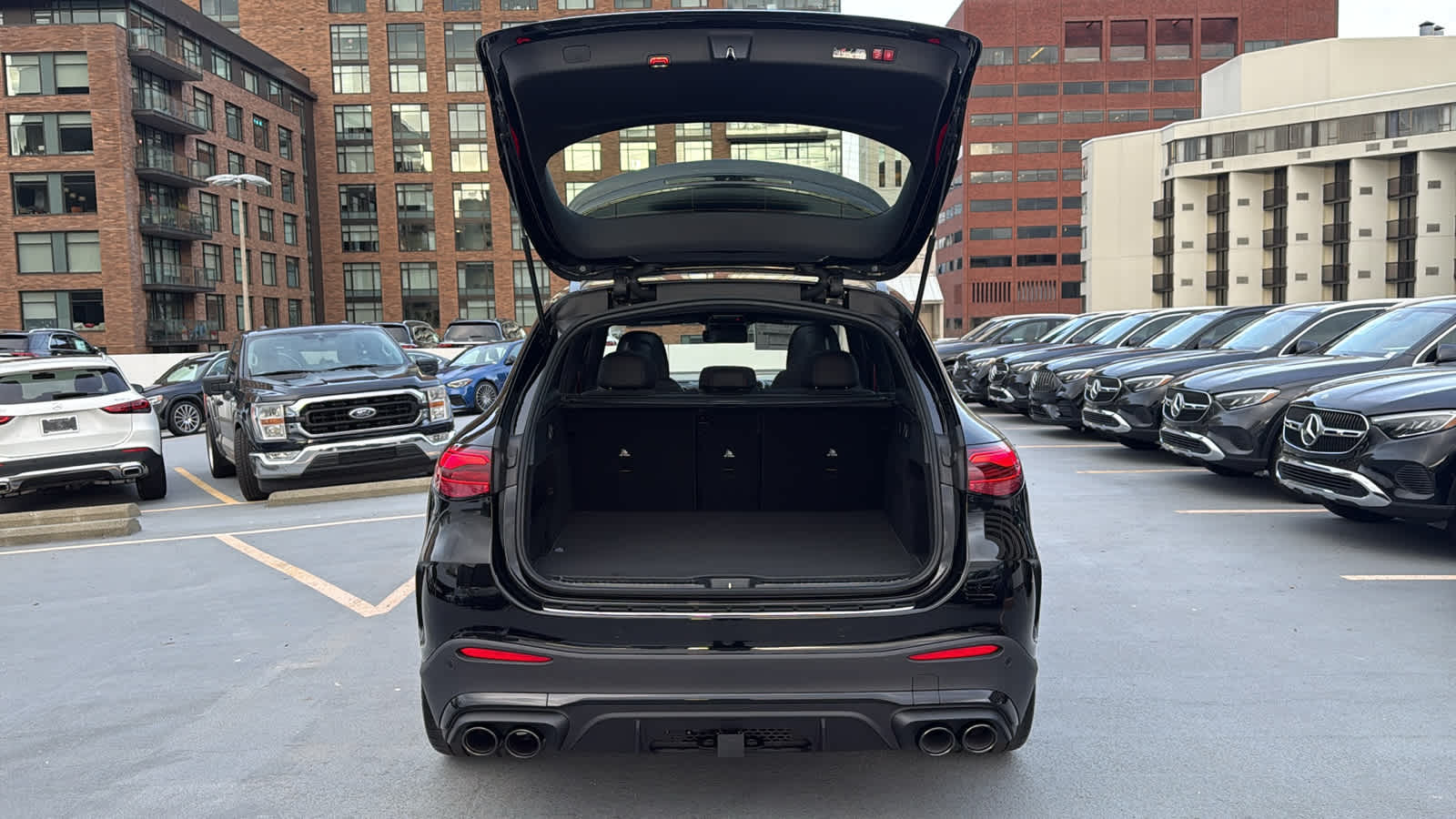 Thumbnail: 2026 Mercedes-Benz GLC - 7