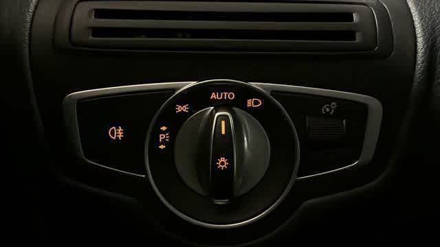 Thumbnail: 2018 Mercedes-Benz GLC - 16