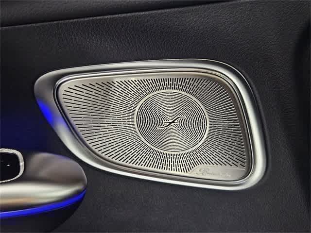 Thumbnail: 2025 Mercedes-Benz GLC - 33