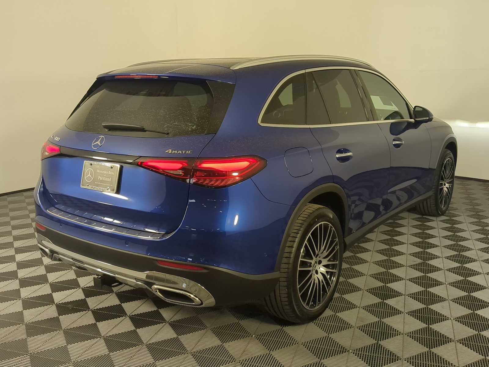 Thumbnail: 2026 Mercedes-Benz GLC - 5