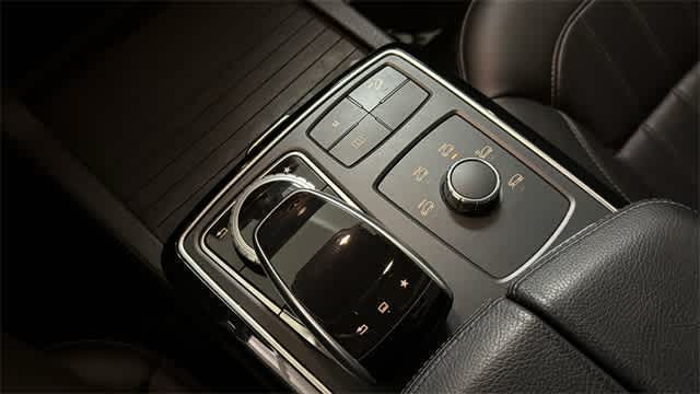 Thumbnail: 2016 Mercedes-Benz GLE - 24