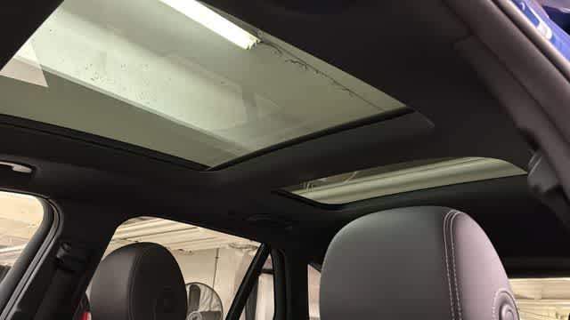 Thumbnail: 2018 Mercedes-Benz GLC - 25