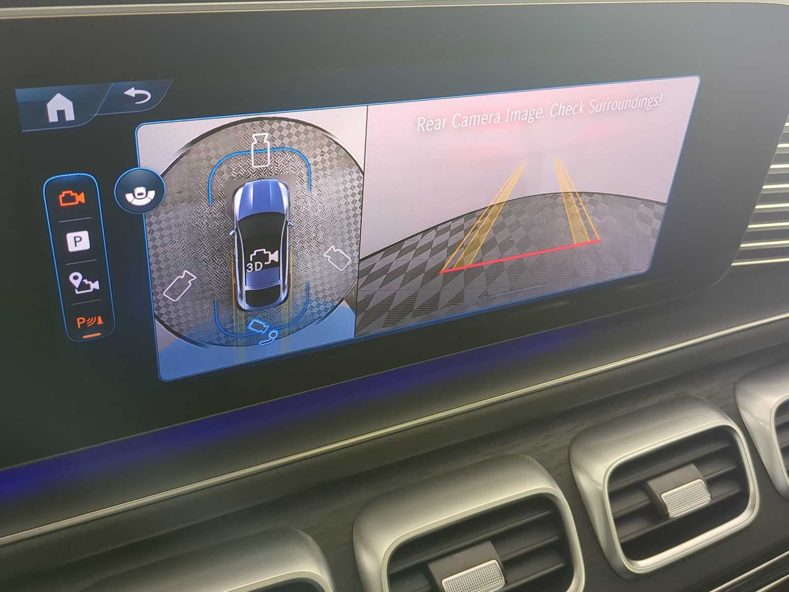 Thumbnail: 2026 Mercedes-Benz GLE - 31