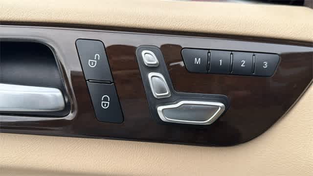 Thumbnail: 2017 Mercedes-Benz GLE - 14