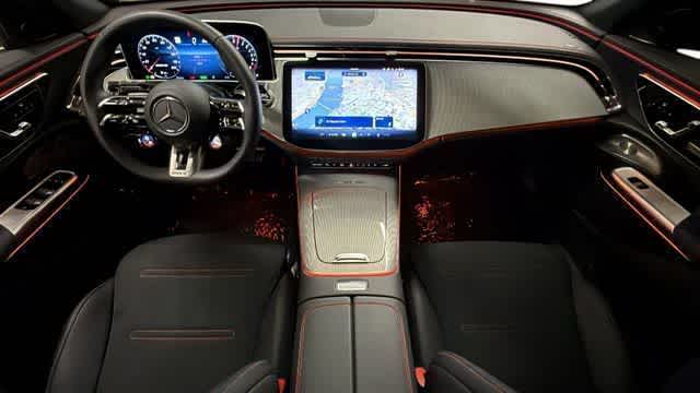 Thumbnail: 2025 Mercedes-Benz E-Class - 4