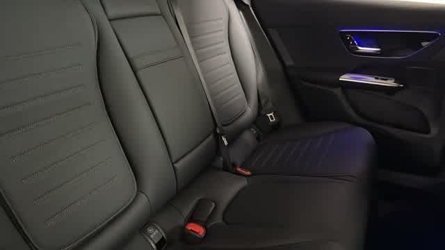 Thumbnail: 2026 Mercedes-Benz GLC - 32