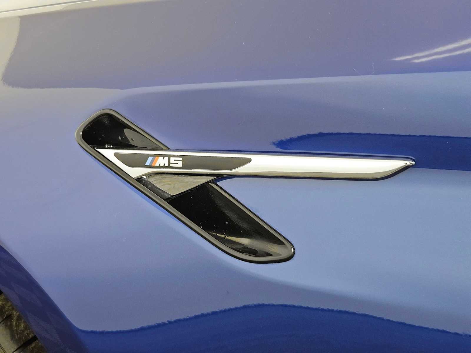 Thumbnail: 2021 BMW M5 - 42