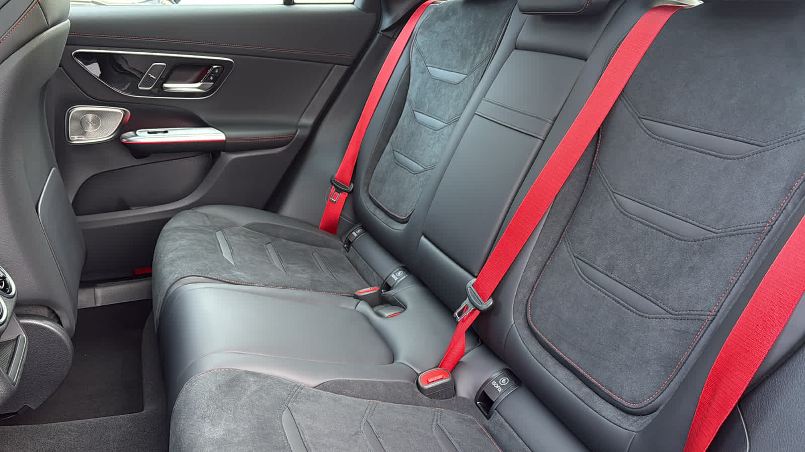 Thumbnail: 2026 Mercedes-Benz GLC - 31