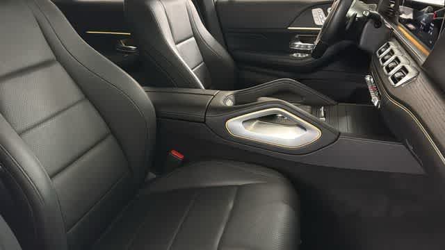 Thumbnail: 2023 Mercedes-Benz GLE - 35