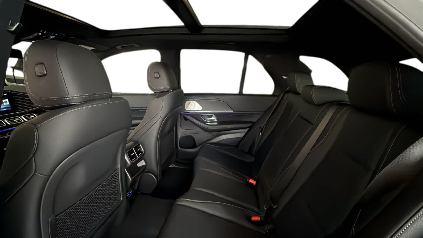 Thumbnail: 2026 Mercedes-Benz GLE - 5