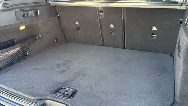 Thumbnail: 2025 Mercedes-Benz GLC - 32