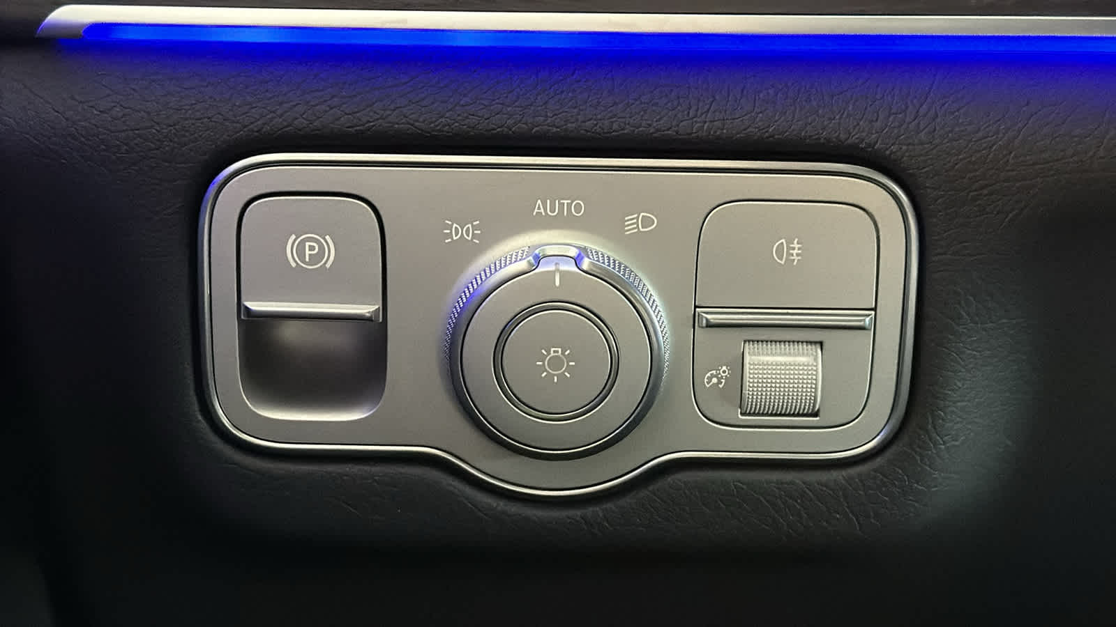 Thumbnail: 2026 Mercedes-Benz GLS - 17