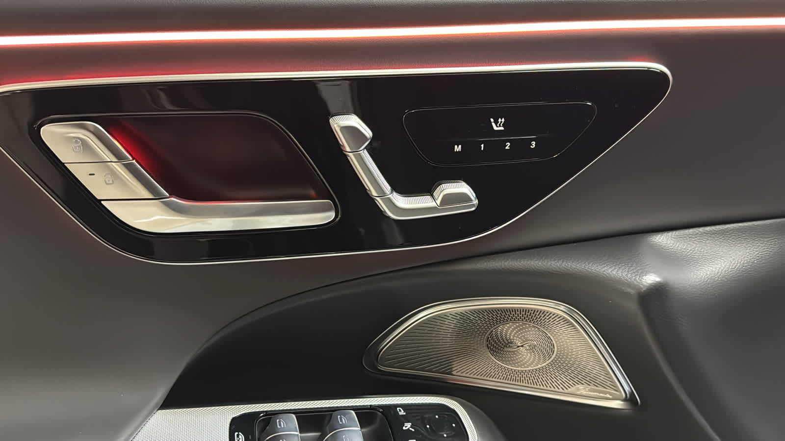 Thumbnail: 2026 Mercedes-Benz E-Class - 17