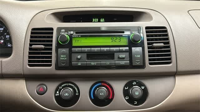 Thumbnail: 2003 Toyota Camry - 16