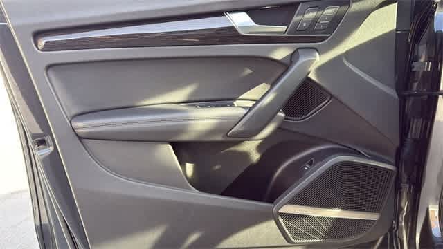 Thumbnail: 2019 Audi Q5 - 14