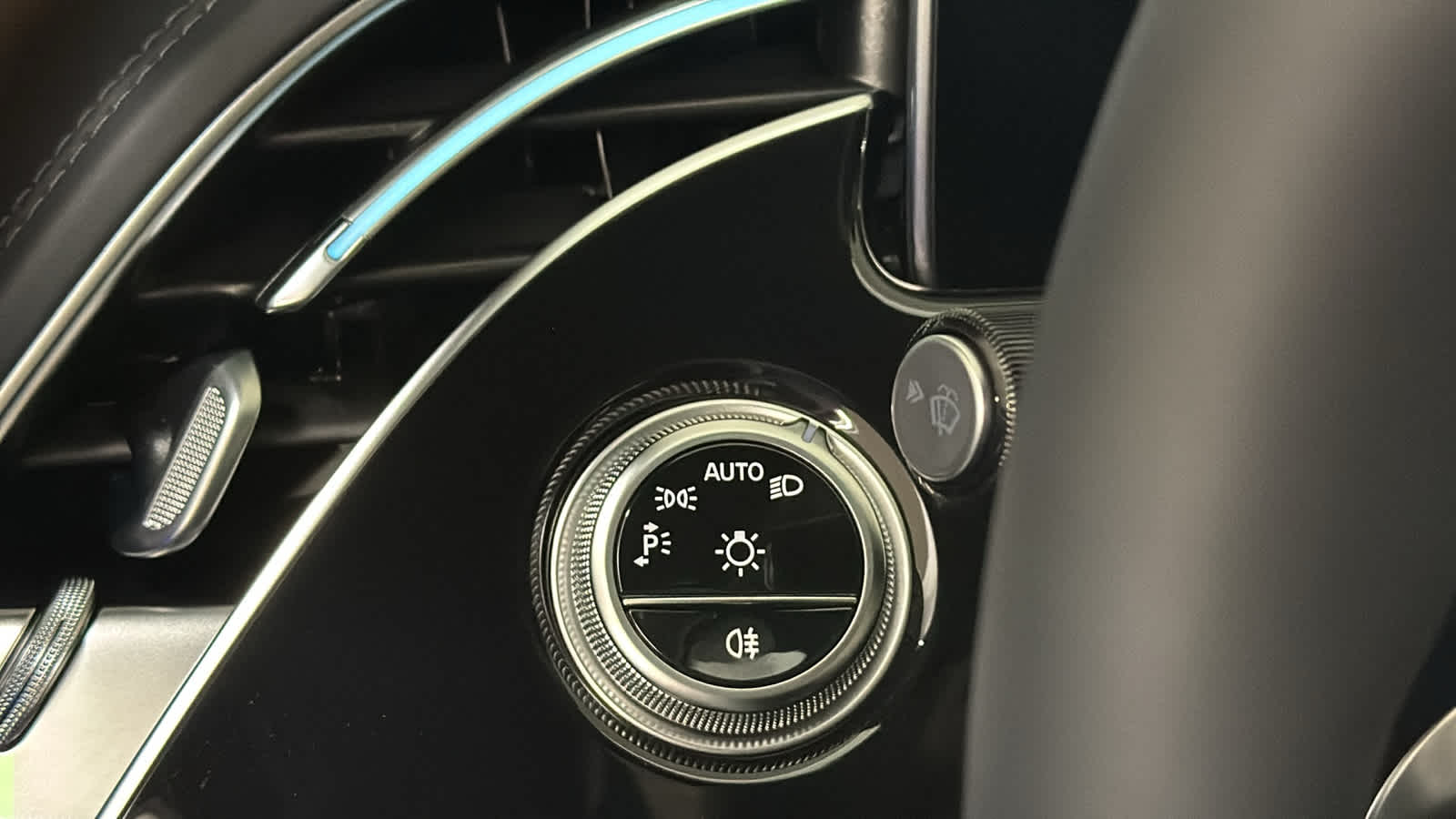 Thumbnail: 2026 Mercedes-Benz E-Class - 18