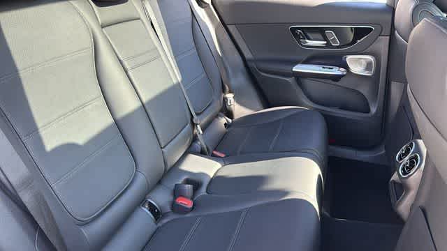 Thumbnail: 2025 Mercedes-Benz GLC - 33