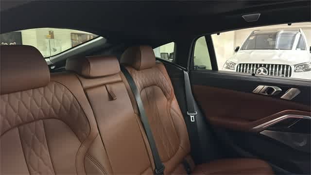 Thumbnail: 2023 BMW X6 - 28