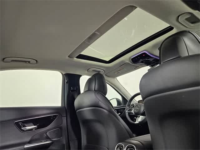 Thumbnail: 2025 Mercedes-Benz C-Class - 22