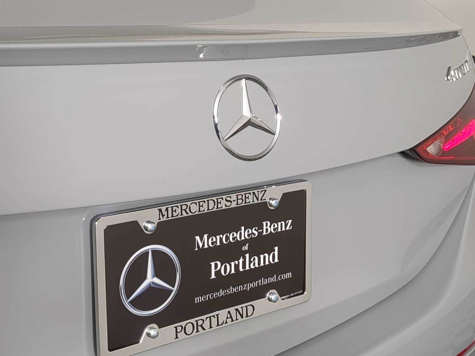 Thumbnail: 2025 Mercedes-Benz C-Class - 10