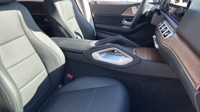 Thumbnail: 2025 Mercedes-Benz GLE - 35