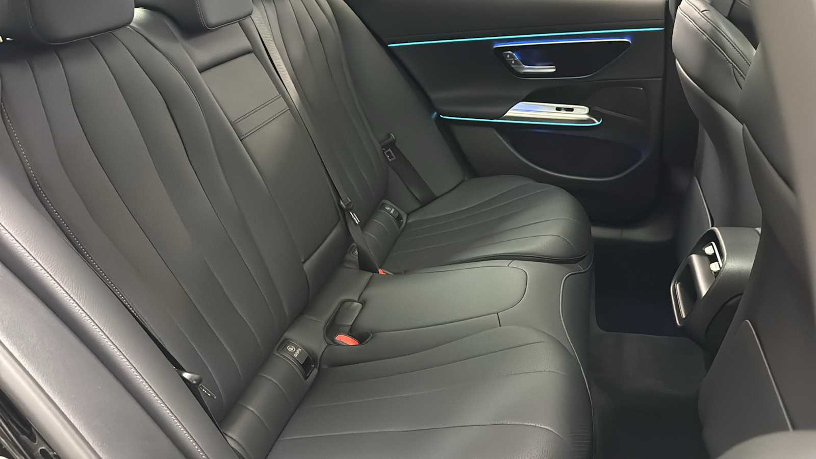 Thumbnail: 2026 Mercedes-Benz E-Class - 33