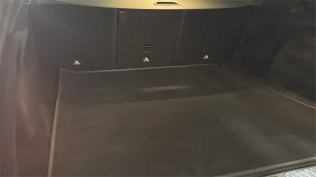 Thumbnail: 2023 Mercedes-Benz EQS - 30