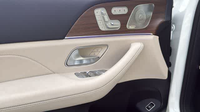 Thumbnail: 2026 Mercedes-Benz GLE - 15