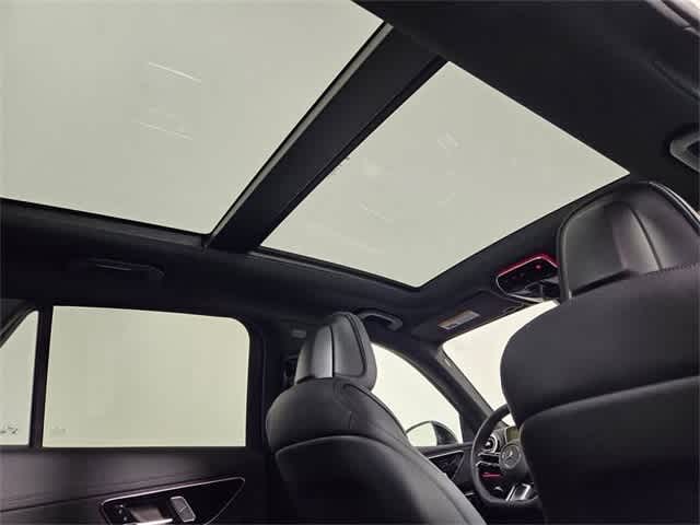 Thumbnail: 2025 Mercedes-Benz GLC - 22