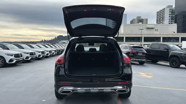 Thumbnail: 2026 Mercedes-Benz GLC - 6