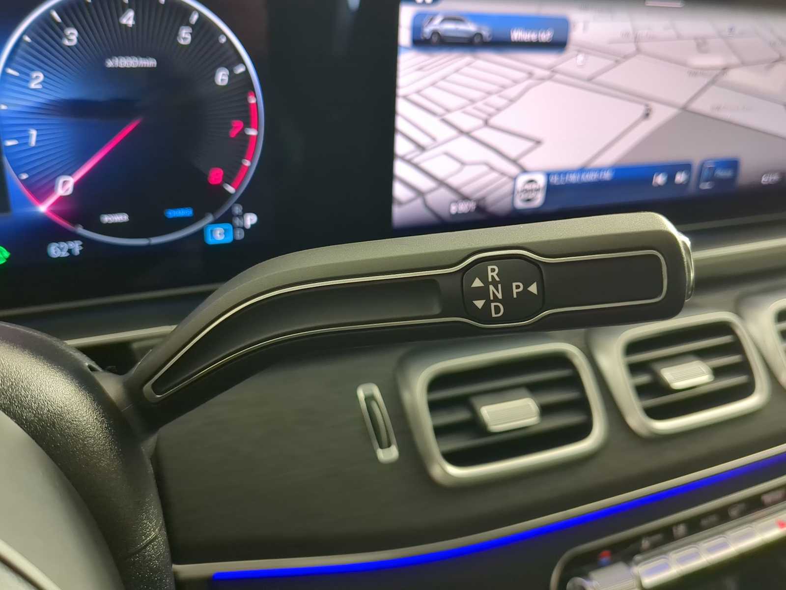 Thumbnail: 2026 Mercedes-Benz GLE - 33