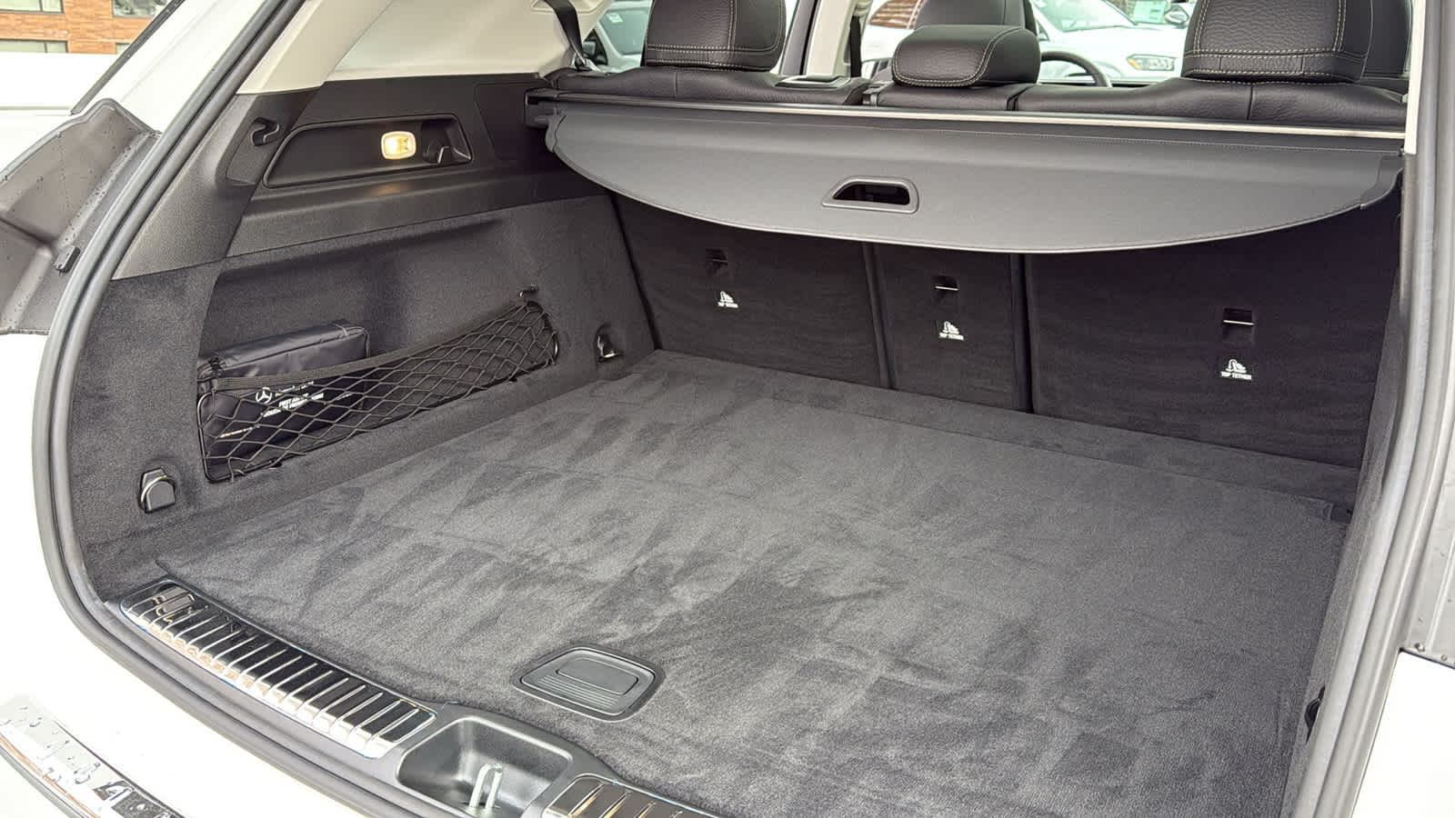 Thumbnail: 2026 Mercedes-Benz GLE - 32