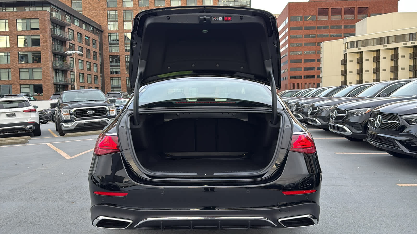 Thumbnail: 2026 Mercedes-Benz E-Class - 7