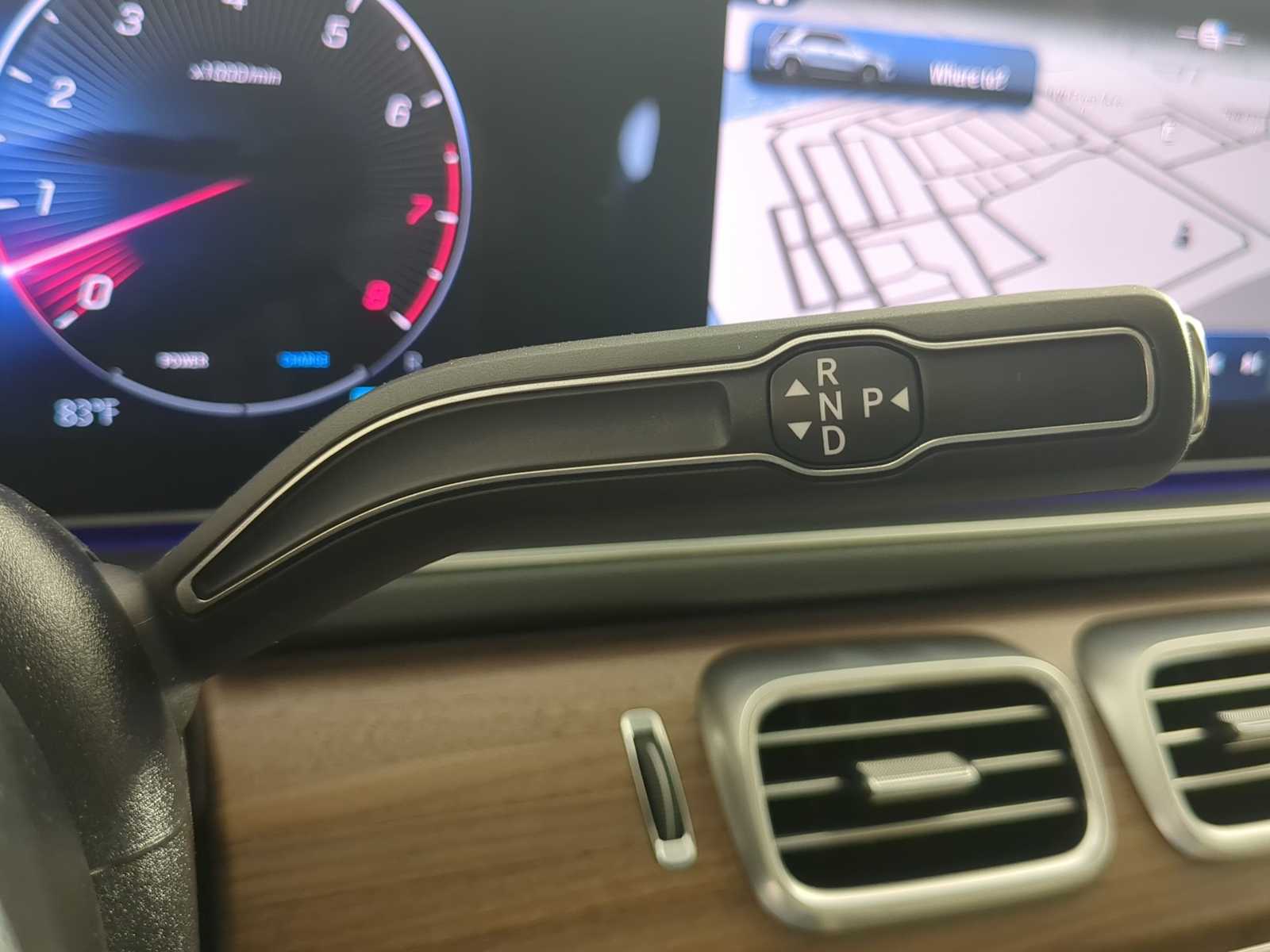 Thumbnail: 2026 Mercedes-Benz GLE - 33