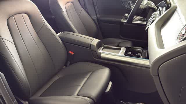 Thumbnail: 2026 Mercedes-Benz GLA - 35