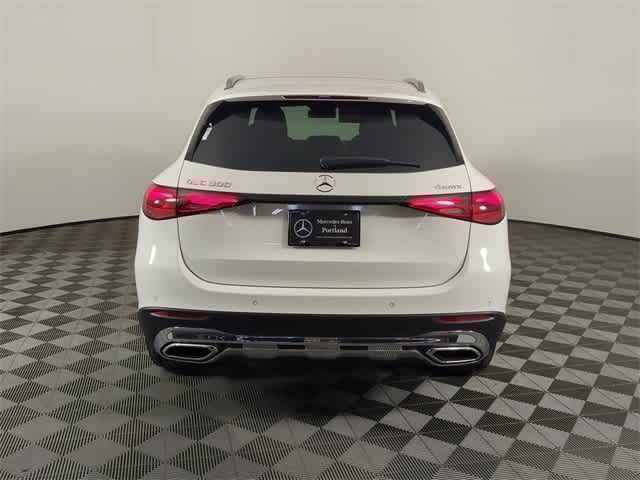 Thumbnail: 2026 Mercedes-Benz GLC - 4