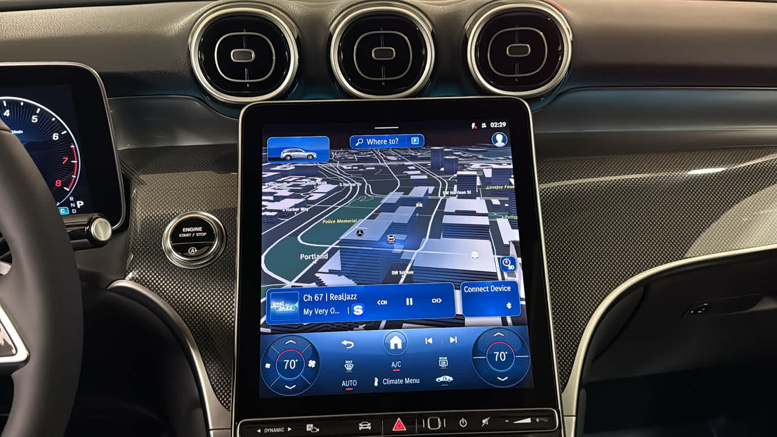 Thumbnail: 2026 Mercedes-Benz GLC - 22