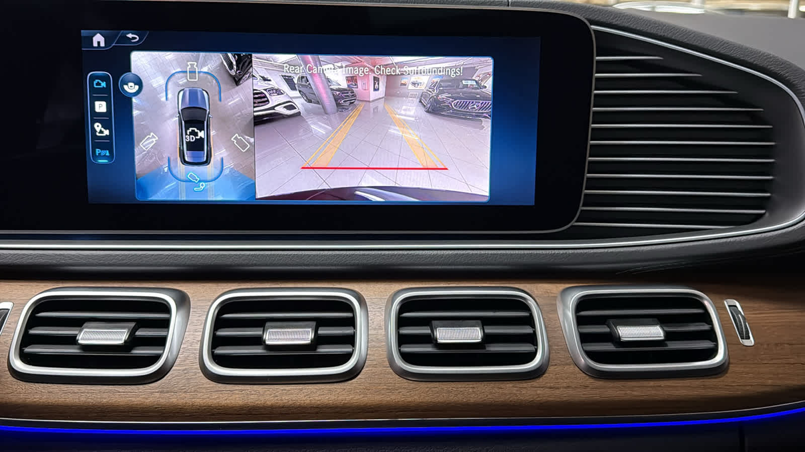 Thumbnail: 2026 Mercedes-Benz GLE - 23