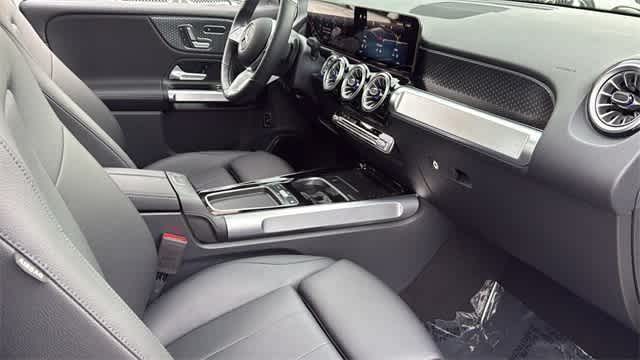 Thumbnail: 2025 Mercedes-Benz GLB - 37