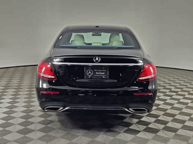 Thumbnail: 2018 Mercedes-Benz E-Class - 4