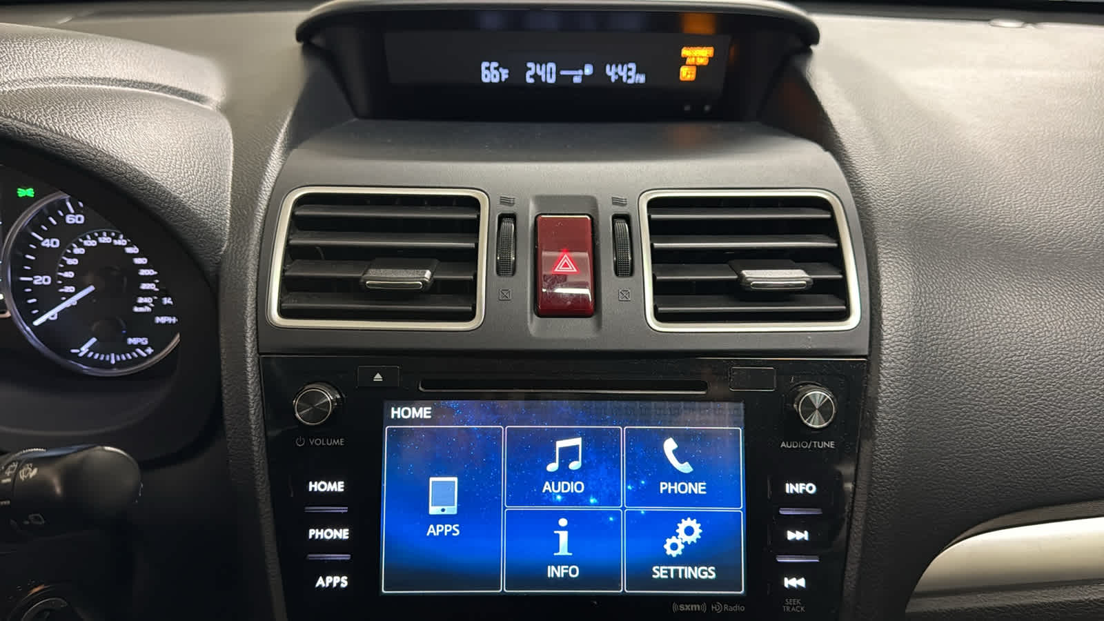 Thumbnail: 2015 Subaru XV Crosstrek - 19