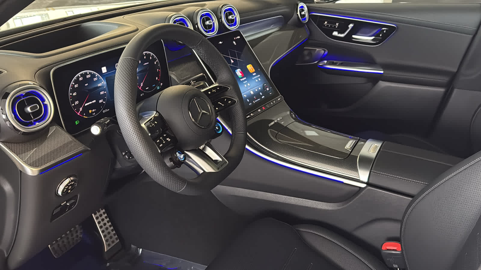 Thumbnail: 2026 Mercedes-Benz GLC - 29