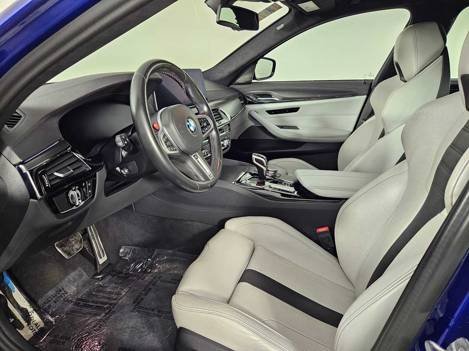 Thumbnail: 2021 BMW M5 - 9