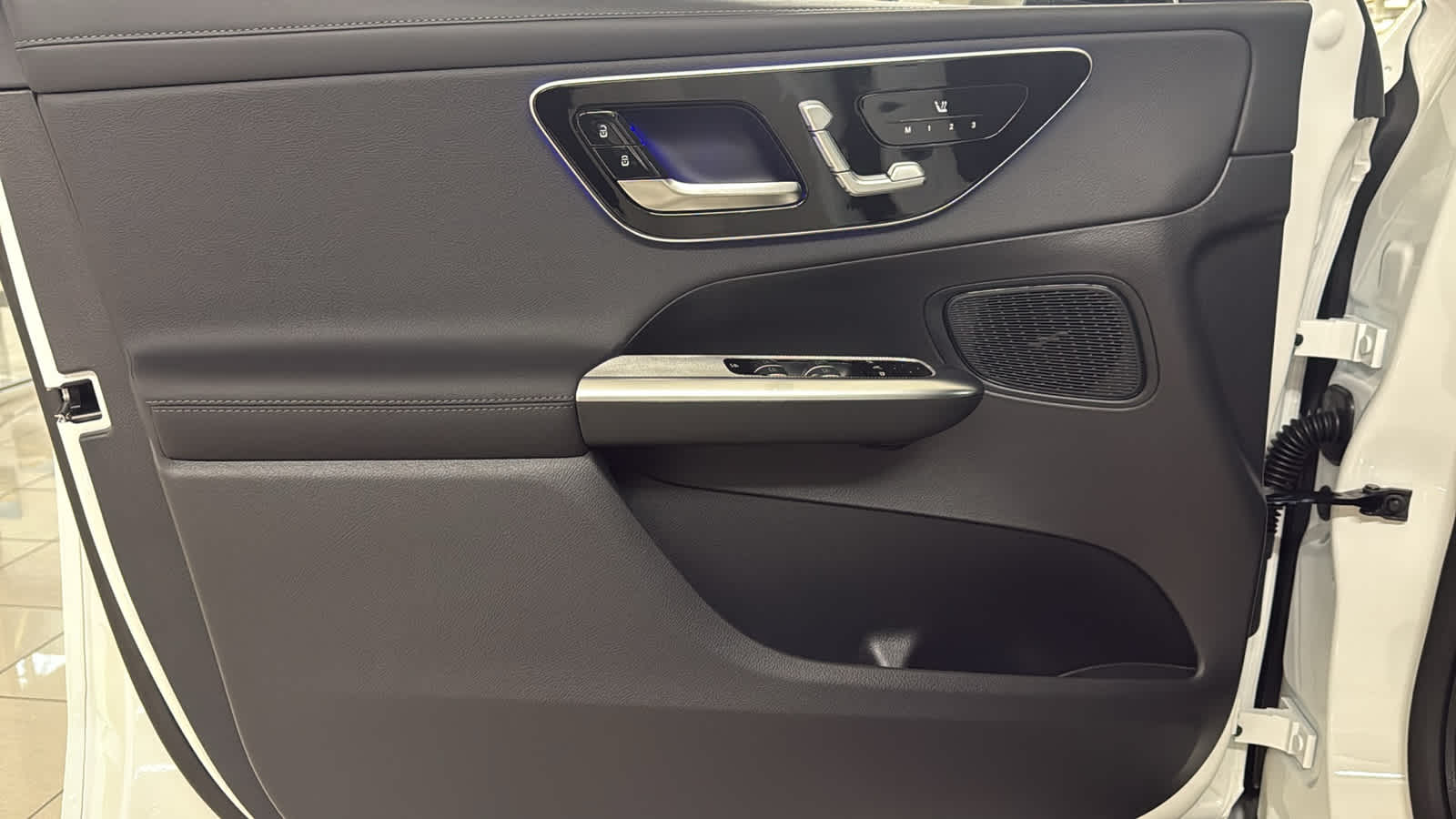 Thumbnail: 2026 Mercedes-Benz GLC - 15