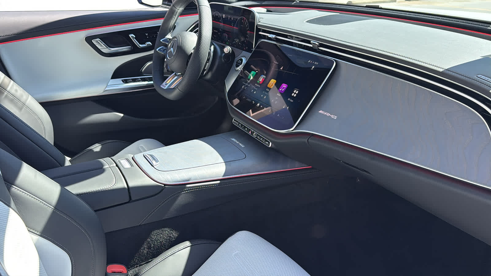 Thumbnail: 2026 Mercedes-Benz E-Class - 36
