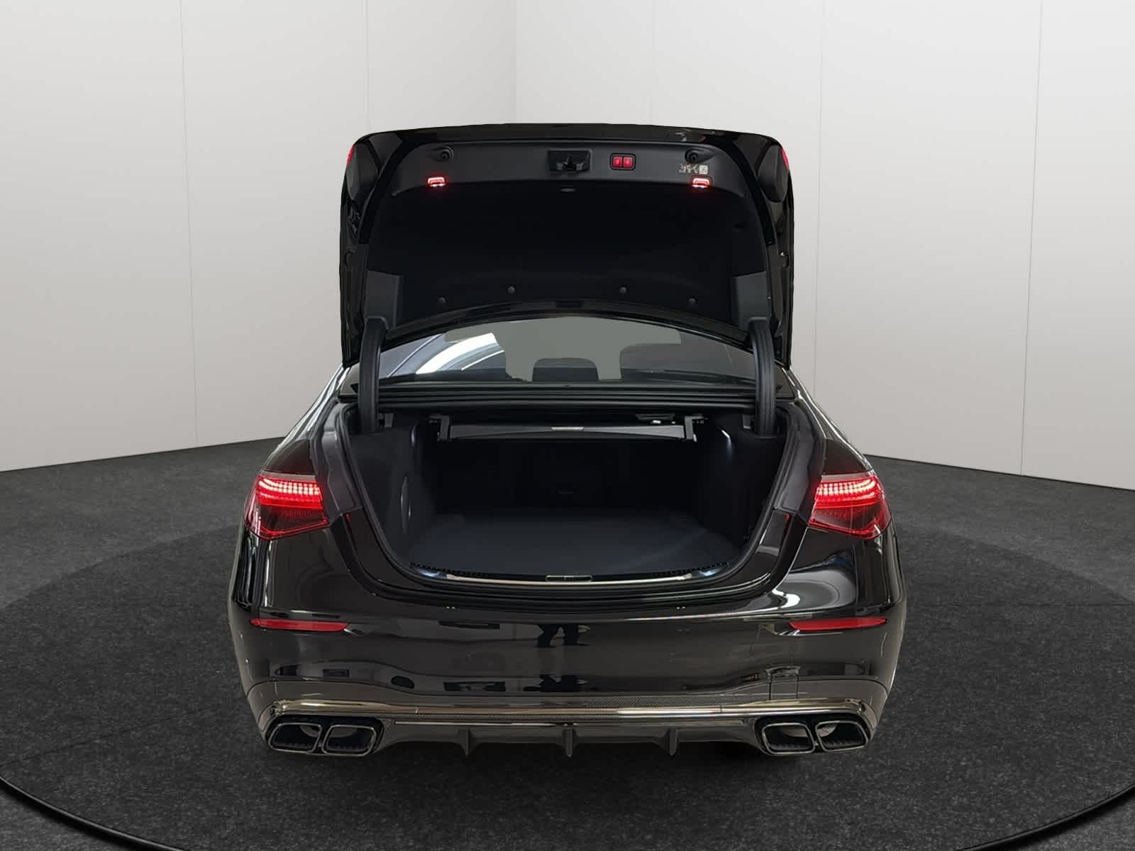 Thumbnail: 2025 Mercedes-Benz S-Class - 6