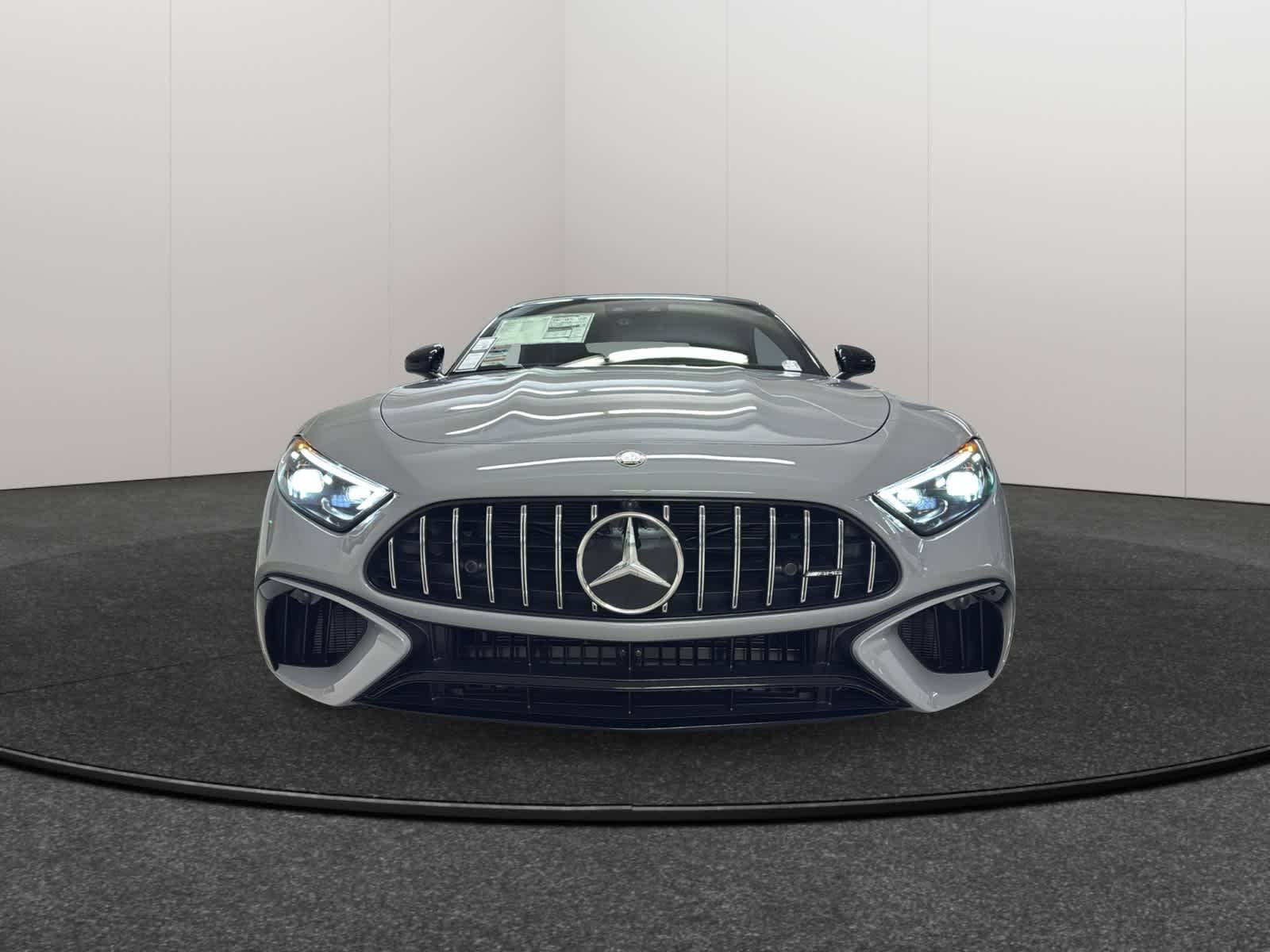 Thumbnail: 2025 Mercedes-Benz SL-Class - 2