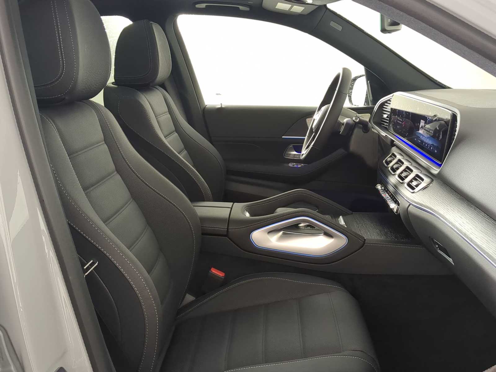 Thumbnail: 2026 Mercedes-Benz GLE - 23