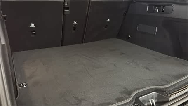 Thumbnail: 2025 Mercedes-Benz GLC - 30