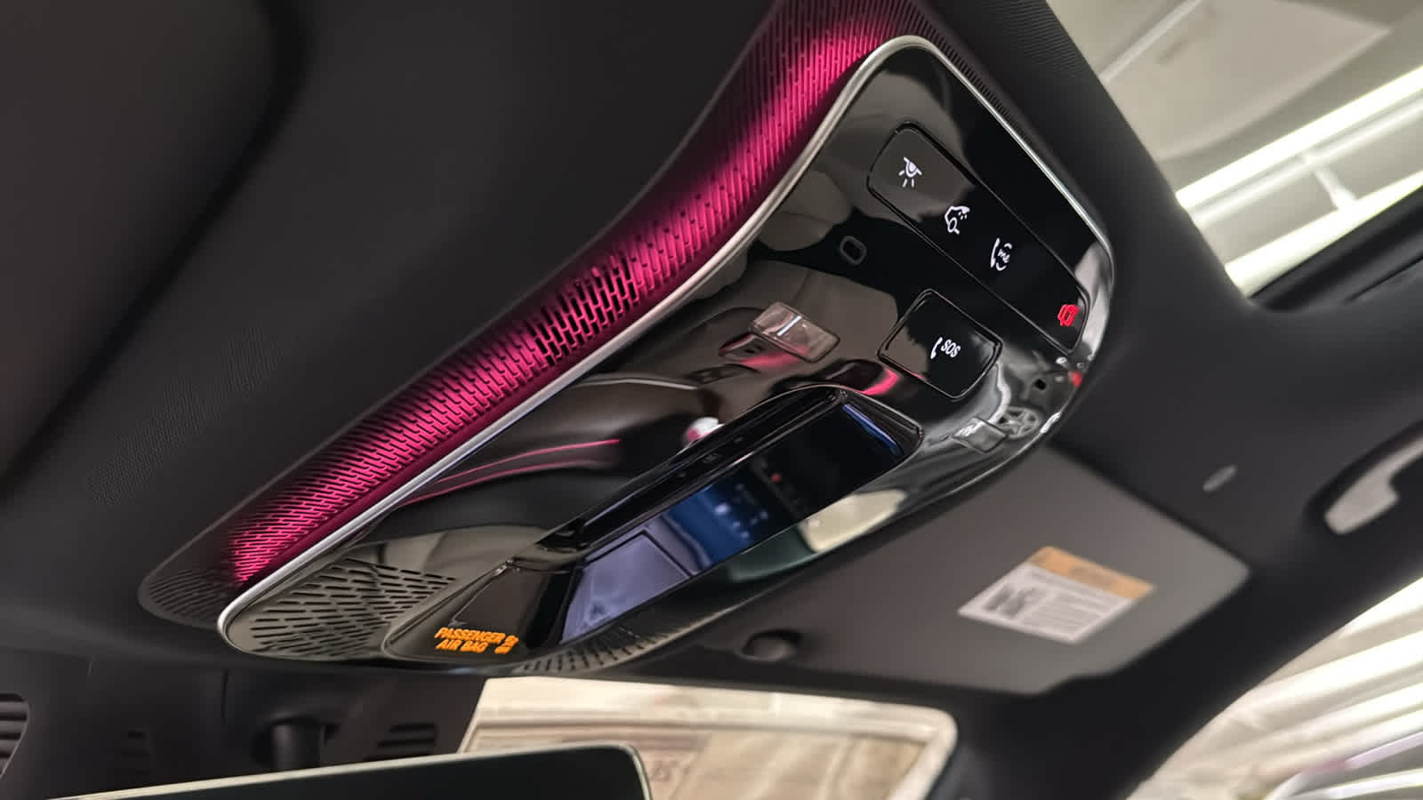 Thumbnail: 2026 Mercedes-Benz GLC - 23